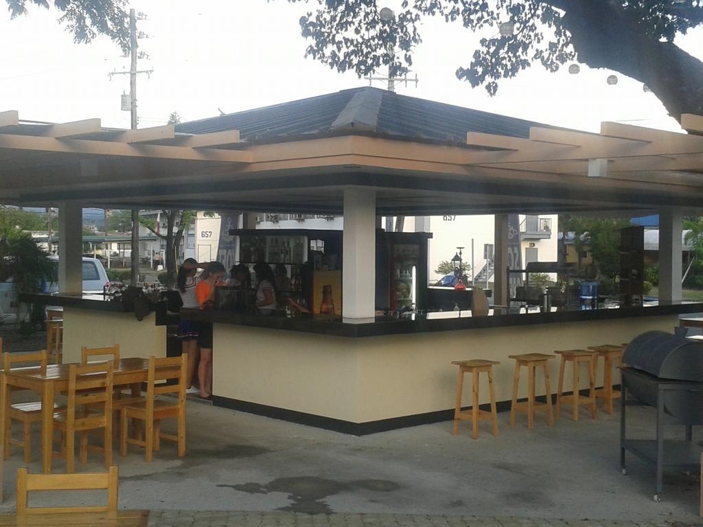 Subic Bay Peninsular Hotel Olongapo Exterior foto
